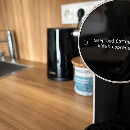 Sleep & Coffee By Kafec アパート Komarov